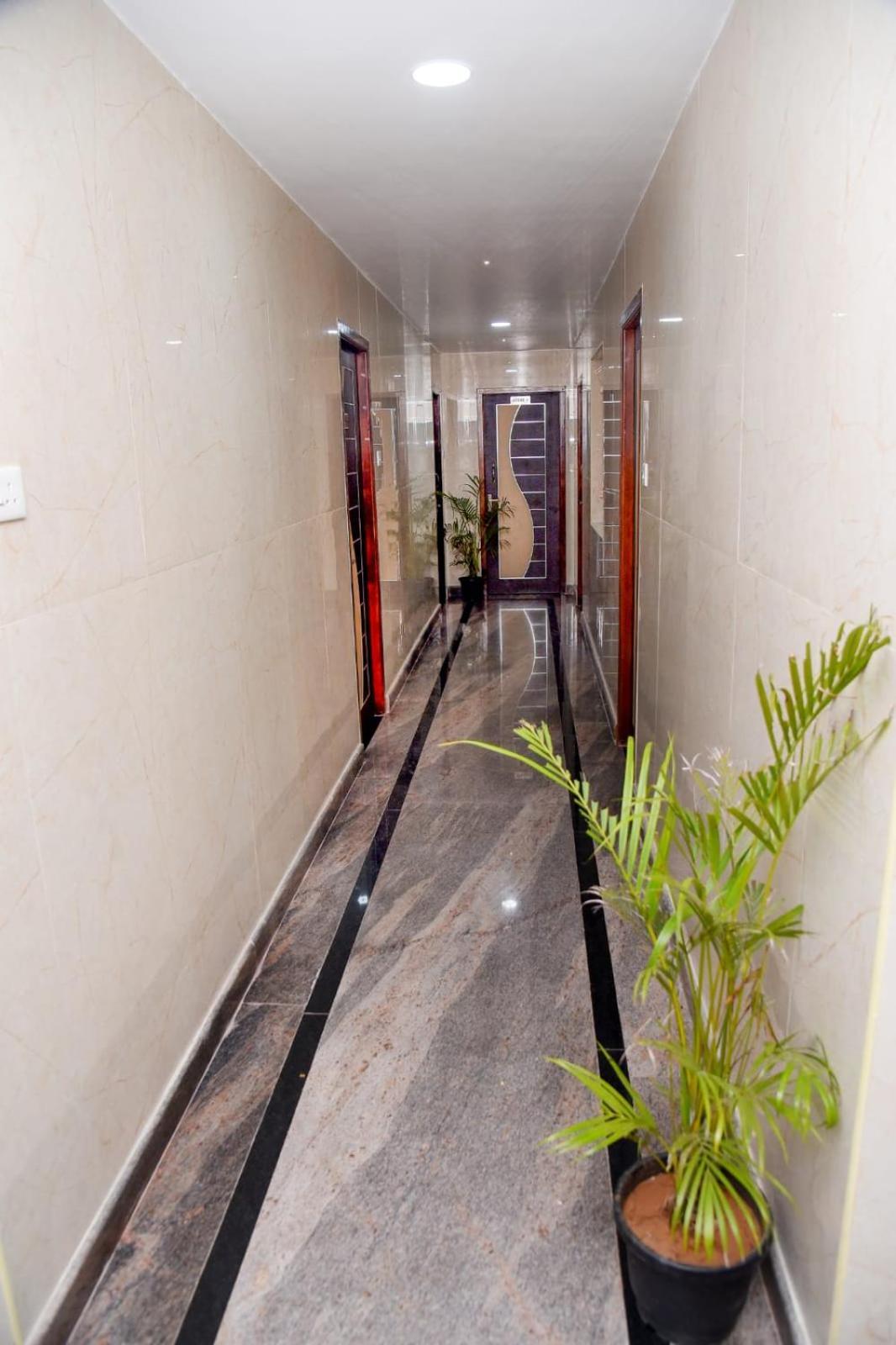 Hotel Sri Vishnu Residency Sriperumbudur Exterior foto